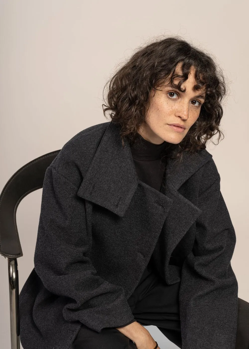 Manteau court en laine bio | gris foncé "majelaa - steel melange" femme